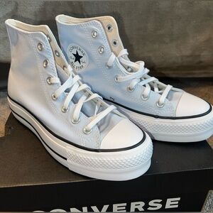 Converse Women's High-Top platform Sneakers baby blue NWT